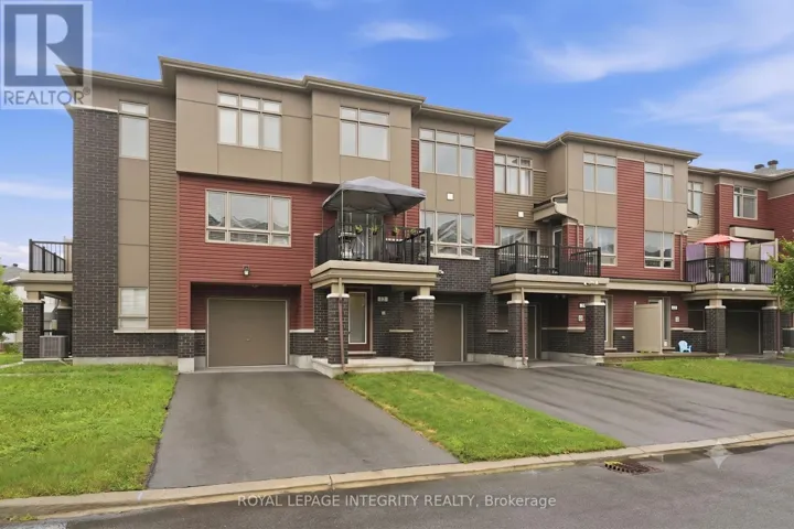 12 SQUASHBERRY LANE, Ottawa, Ontario K2S1E7