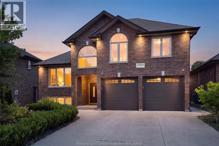 2988 RUTH, Windsor, Ontario N8R2K7