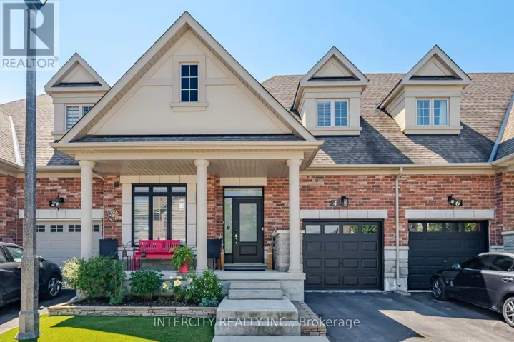 4 PETERSEN PLACE, King (Nobleton), Ontario L0G1N0