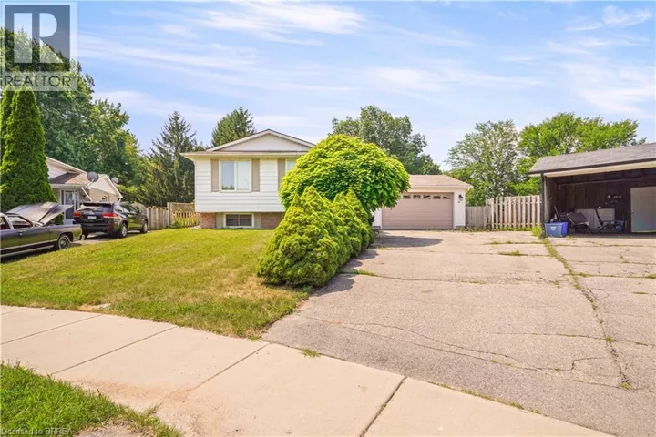 14 THISTLEDOWN Drive, Brantford, Ontario N3R6R9