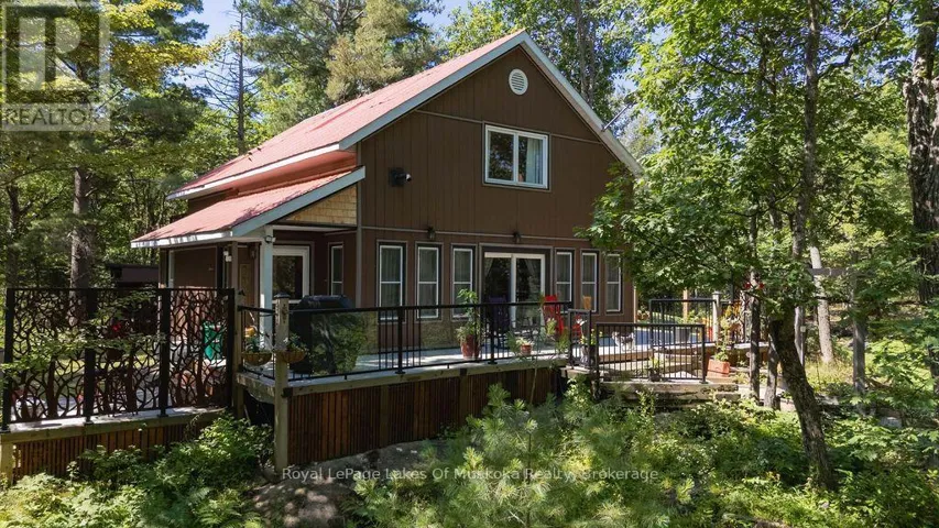 1075 LEONARD LAKE 2 ROAD, Muskoka Lakes (Monck (Muskoka Lakes)), Ontario P1L0M5