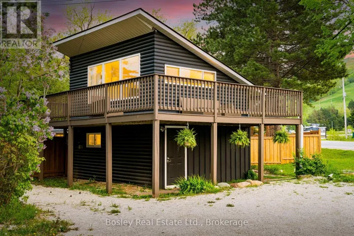 102 HELEN STREET, Blue Mountains, Ontario L9Y3Z2