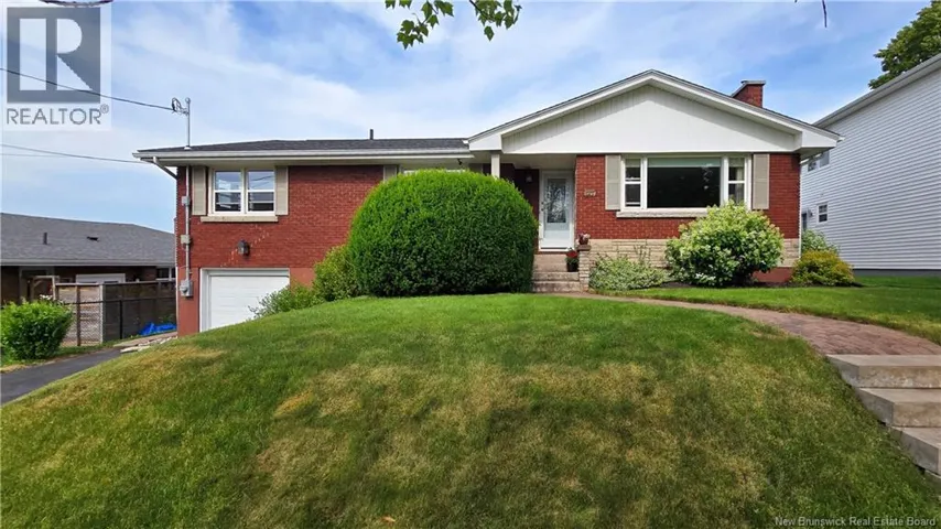 127 Coronation Drive, Moncton, New Brunswick E1E2X5