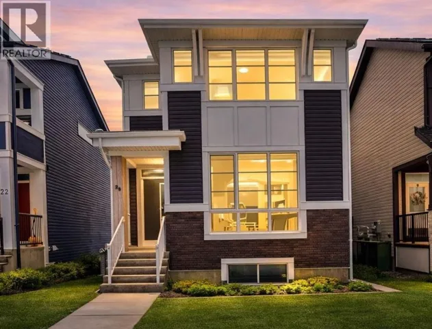 26 Amblehurst Path NW, Calgary, Alberta T3P1W8