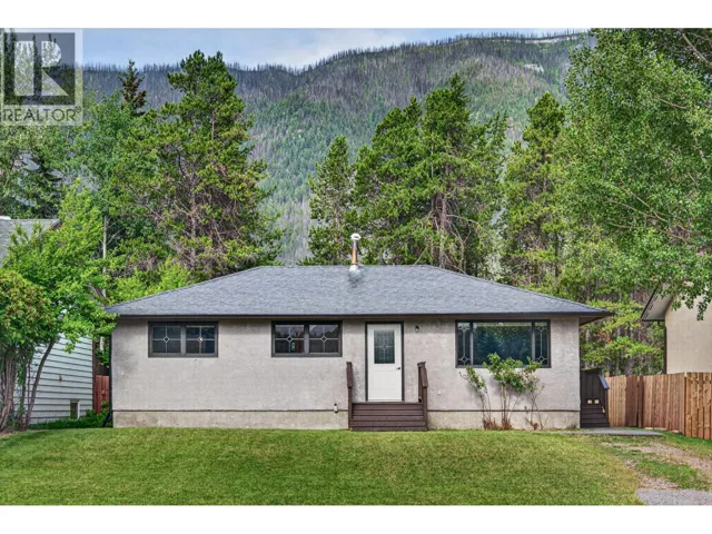 405 Maple Street, Sparwood, British Columbia V0B2G0