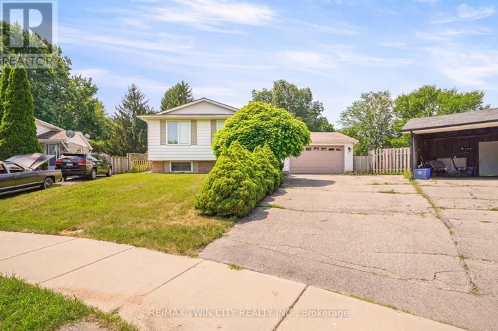 14 THISTLEDOWN DRIVE, Brantford, Ontario N3R6R9
