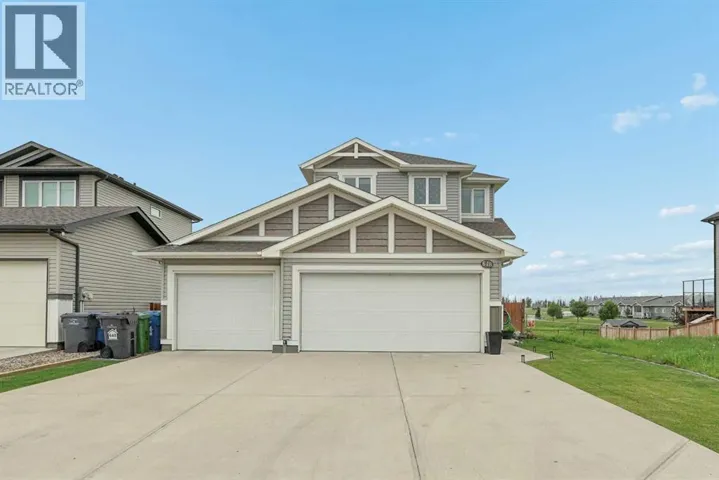 648 Parkside Green, Coaldale, Alberta T1M0B2