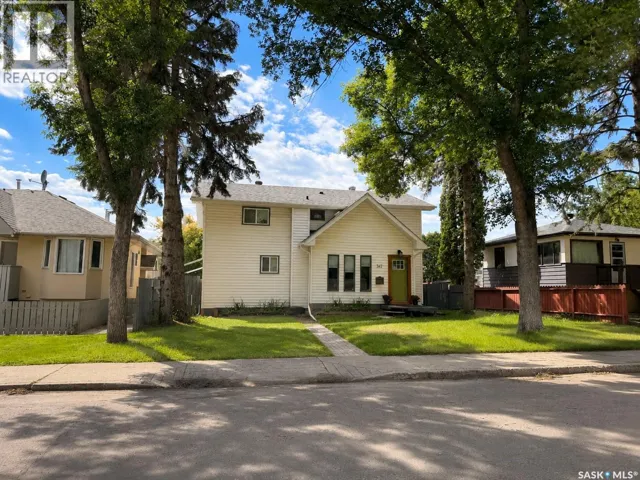347 U AVENUE S, Saskatoon, Saskatchewan S7M3C2