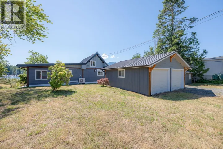 5492 Deep Bay Dr, Bowser, British Columbia V0R1G0