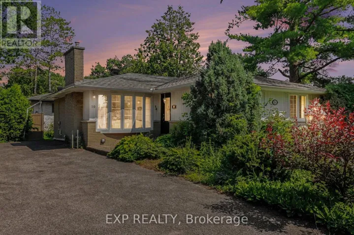 16 ELMSLEY CRESCENT, Ottawa, Ontario K2H6V2