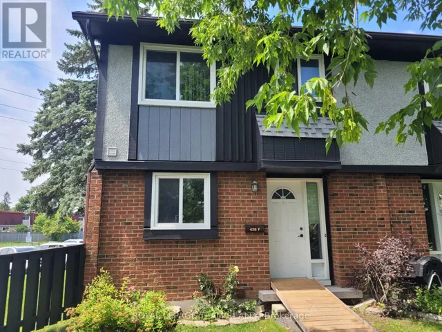 438F MOODIE DRIVE, Ottawa, Ontario K2H8A6