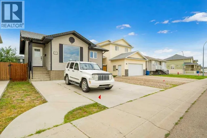 190 Ranchlands Boulevard NE, Medicine Hat, Alberta T1C0E3