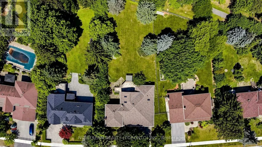 20 BLACKFOREST DRIVE, Richmond Hill (Oak Ridges), Ontario L4E2P5
