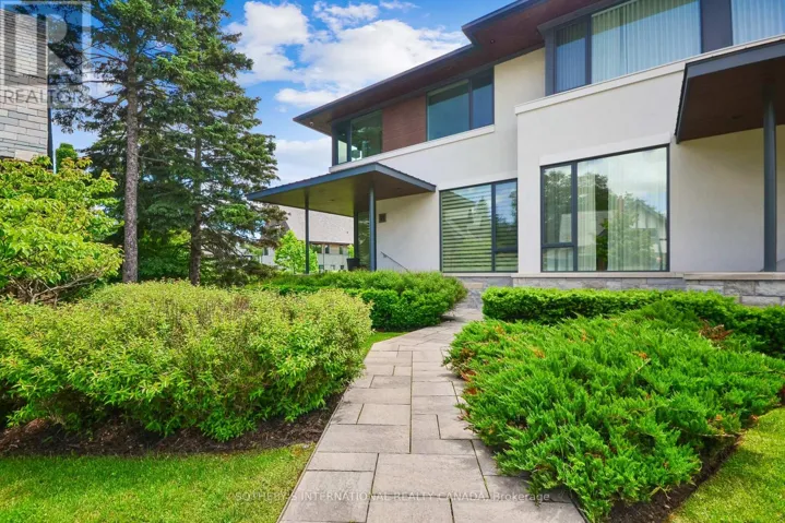 21 - 10 MAPLE GROVE DRIVE, Oakville (MO Morrison), Ontario L6J1M1