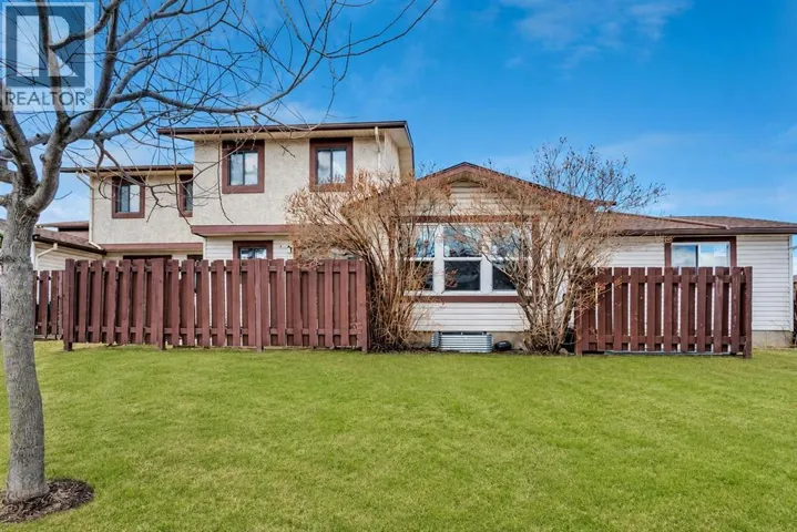 8, 75 templemont Way NE, Calgary, Alberta T1Y5K8