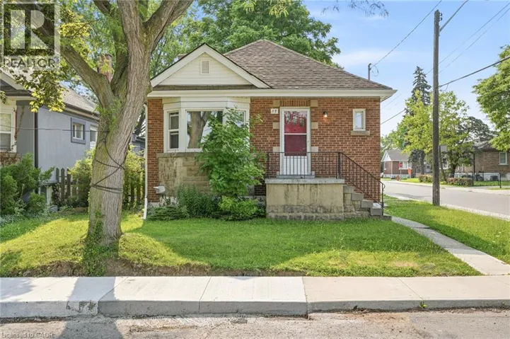 17 WEST 3RD Street, Hamilton, Ontario L9C3J5