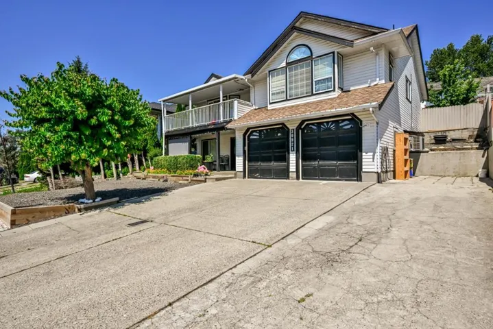30921 SANDPIPER DRIVE, Abbotsford, British Columbia V2T5G6
