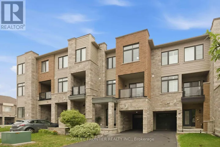 7 VANTAGE LOOP, Newmarket (Woodland Hill), Ontario L3X0K6