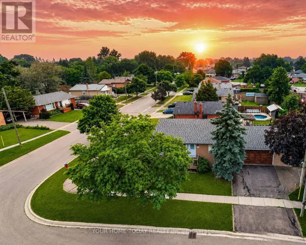 22 NORTON CRESCENT, Halton Hills (Georgetown), Ontario L7G1N2