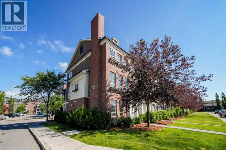 211 Copperpond Common SE, Calgary, Alberta T2Z1G5
