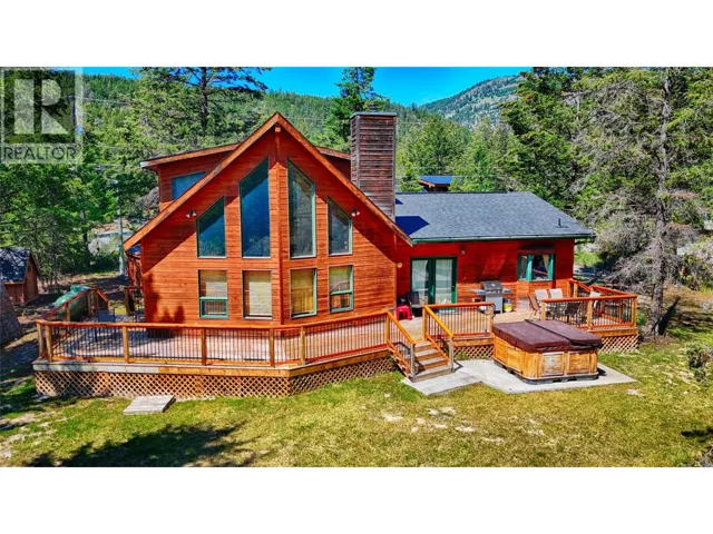 4345 Teal Road, Fairmont Hot Springs, British Columbia V0B1L2