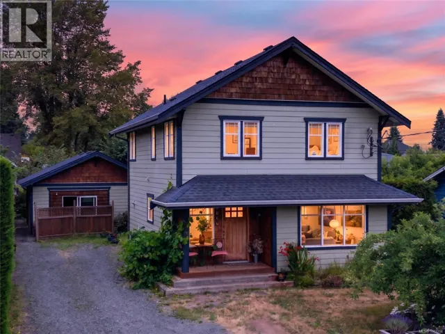 2792 Derwent Ave, Cumberland, British Columbia V0R1S0