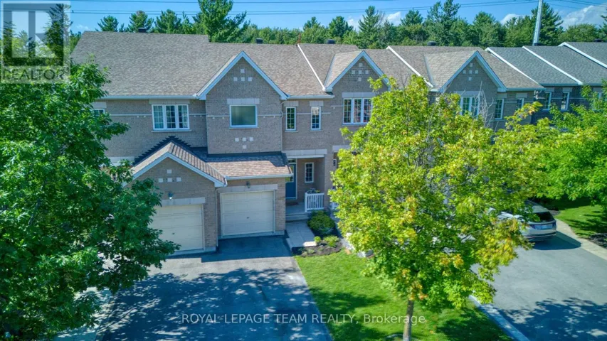485 FOXHALL WAY, Ottawa, Ontario K2M0G2