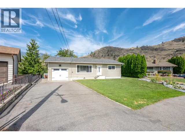 5852 FAIRVIEW Place, Oliver, British Columbia V0H1T1