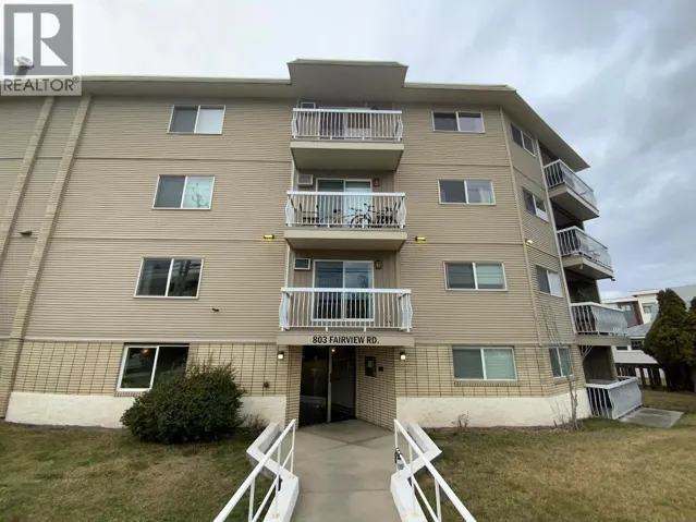 803 Fairview Road Unit# 203, Penticton, British Columbia V2A5Y7