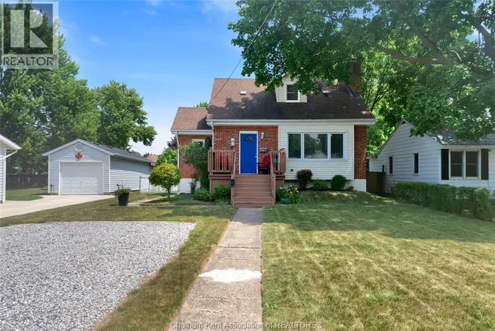 94 Dundas STREET, Wallaceburg, Ontario N8A2J2