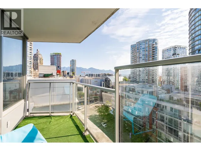 1002 689 ABBOTT STREET, Vancouver, British Columbia V6B0J2