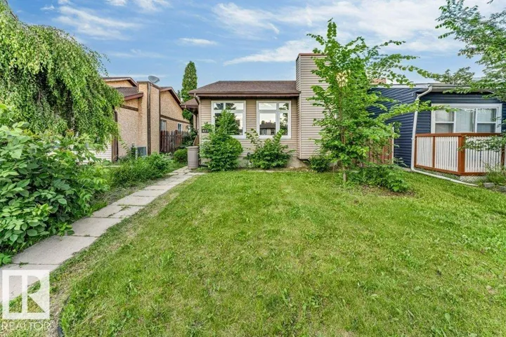 4337 38 ST NW NW, Edmonton, Alberta T6L5A6