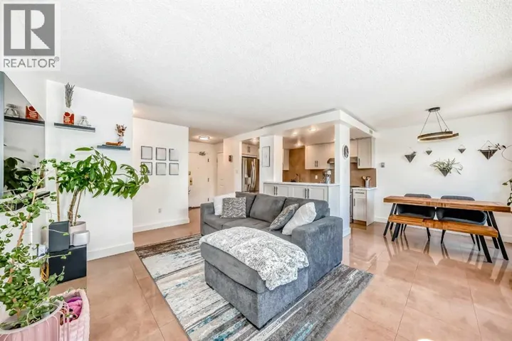 205, 1334 14 Avenue SW, Calgary, Alberta T3C0W2