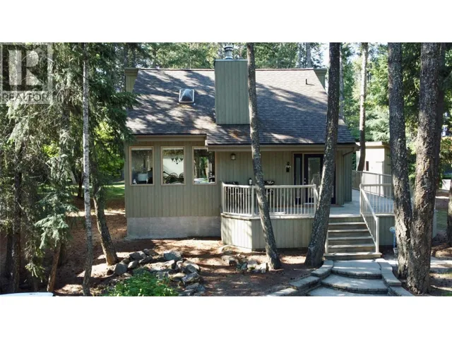 4878 Ridge Crescent, Windermere, British Columbia V0A1K3