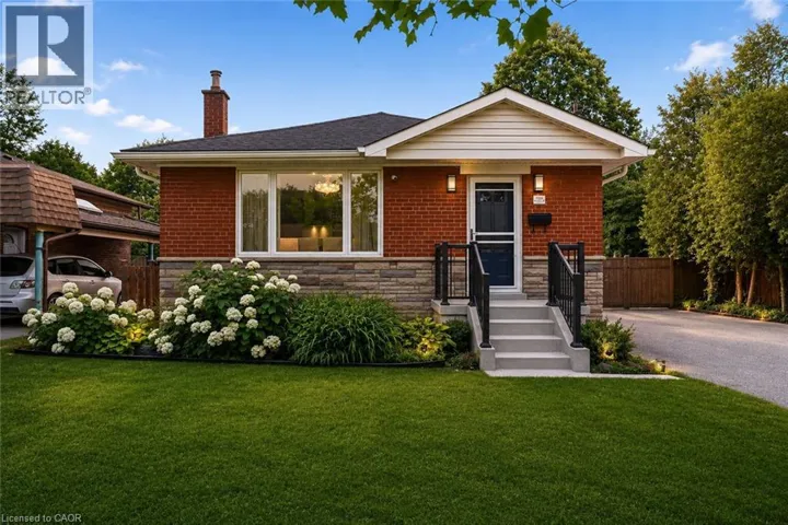 715 DRURY Lane, Burlington, Ontario L7R2X9