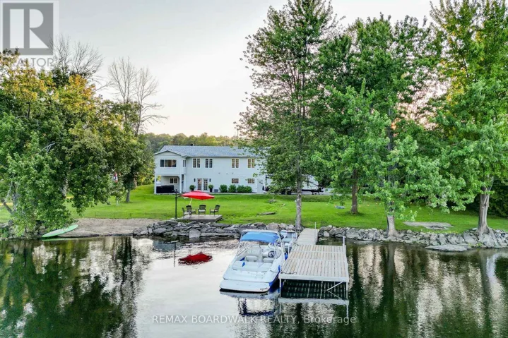 100 MCCULLOUGHS LANDING, Drummond/North Elmsley, Ontario K7H3C8