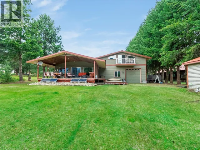 7510 Deer Park Road, Castlegar, British Columbia V1N4V8