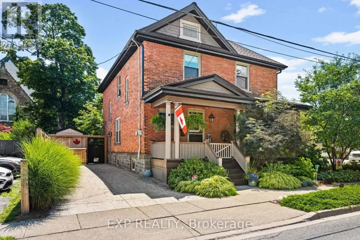 3 NORRIS PLACE, St. Catharines (Downtown), Ontario L2R2W9