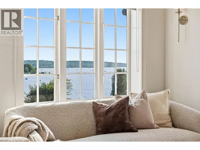 307 1311 BEACH AVENUE, Vancouver, British Columbia V6E1V6