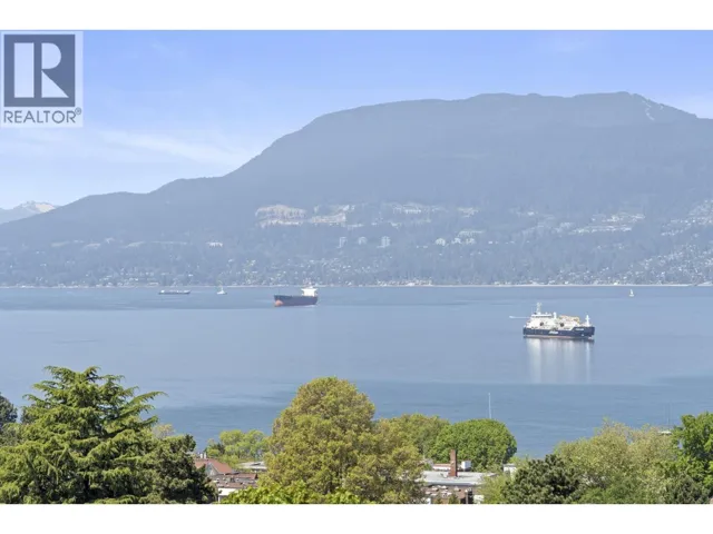 901 2370 W 2ND AVENUE, Vancouver, British Columbia V6K1J1