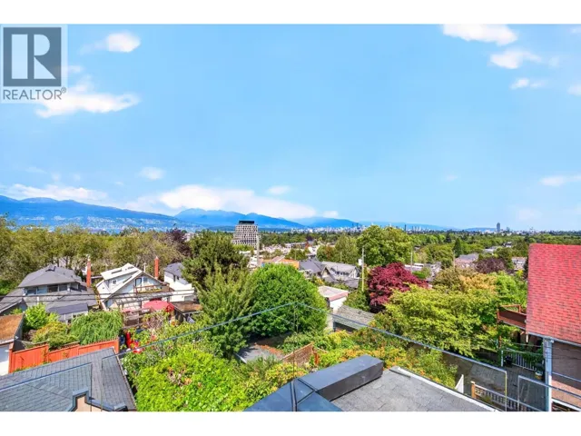 3835 W 12TH AVENUE, Vancouver, British Columbia V6R2N9