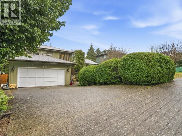 3183 BEACON DRIVE, Coquitlam, British Columbia V3C3W7