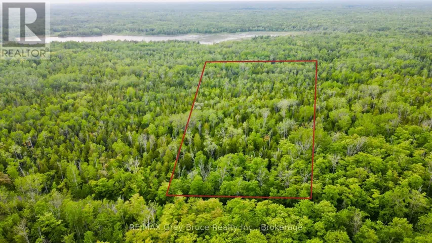 PT LT 27 CON 1 EBR PT 2 BARNEY'S BOULEVARD, Northern Bruce Peninsula, Ontario N0H1Z0