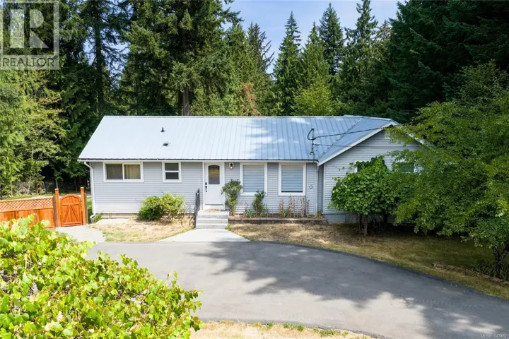 3115 Rinvold Rd, Hilliers, British Columbia V9K1X3