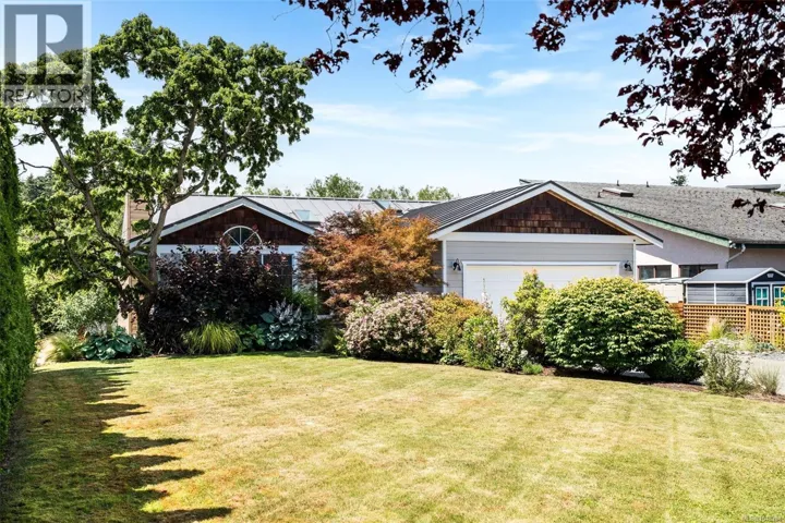 3036 Brittany Dr, Colwood, British Columbia V9B5P7