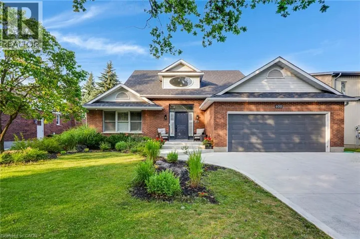 600 COPPERCROFT Court, Waterloo, Ontario N2K3M2