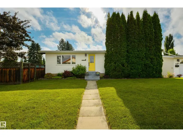 4 BLAIRMORE ST, Spruce Grove, Alberta T7X1J3