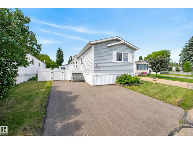 547 Evergreen Park NW, Edmonton, Alberta T5Y4M2