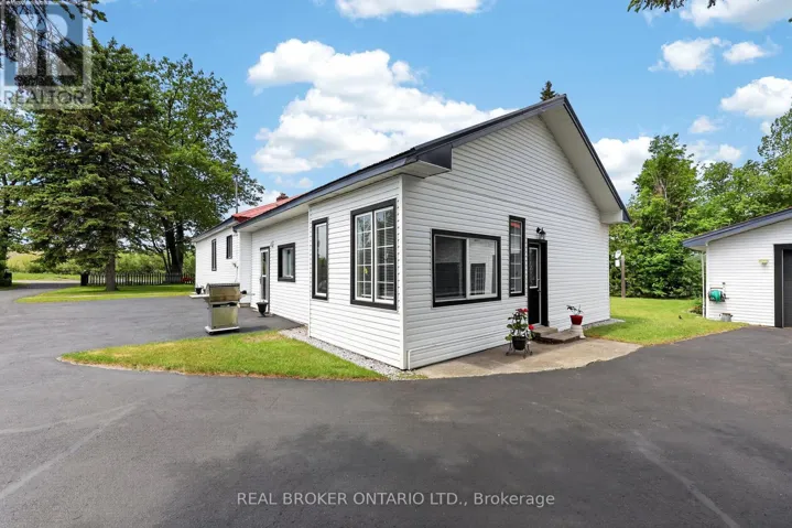 4675 UHTHOFF LINE, Orillia, Ontario L3V6H2