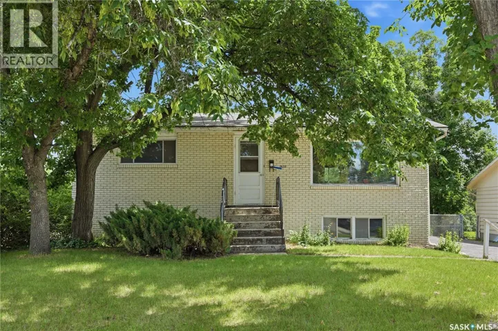 1632 9th AVENUE N, Saskatoon, Saskatchewan S7K3A1